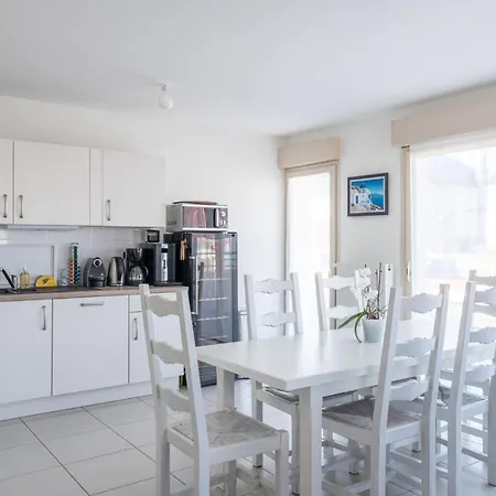 à Portée De Mer. Appt 70m2, 2ch+parking * Wimereux